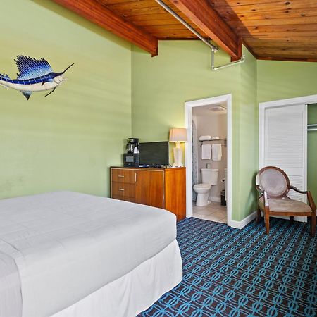 Oceanfront Inn, Inlet View Room, King Bed, #14 Форт Пирс Экстерьер фото